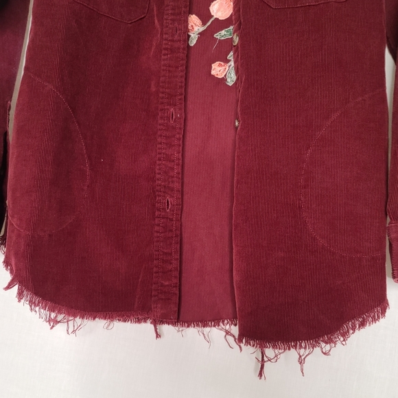NWT - AMERICAN EAGLE OUTFITTERS CORDUROY SHIRT - Picture 4 of 13